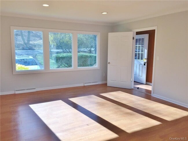 Building Photo - 155 Shear Hill Rd