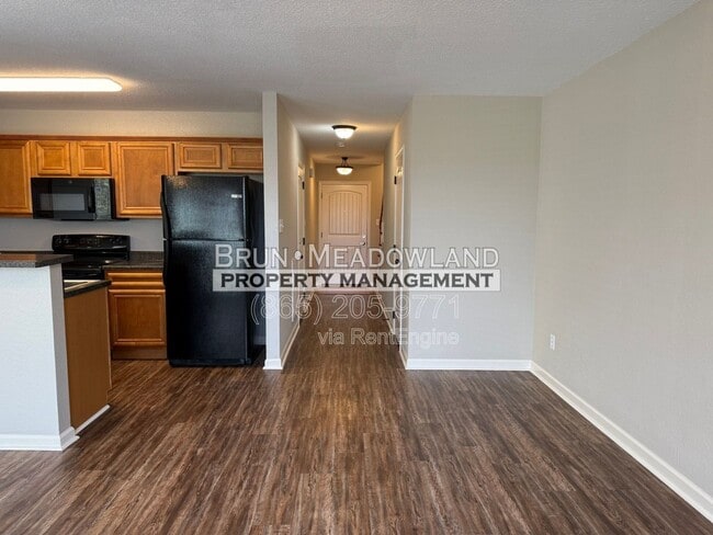 Building Photo - 2319 Talbott Way