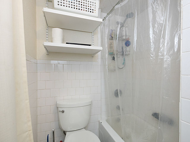 Building Photo - 94 West Cedar St