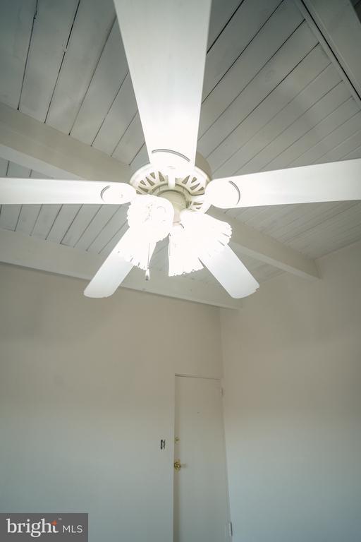 Building Photo - 7507 Riverdale Rd