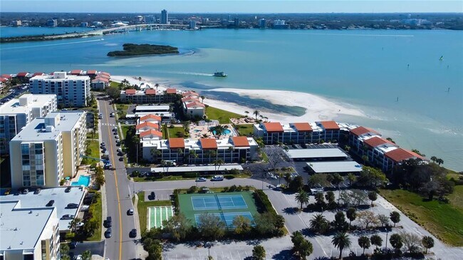 Building Photo - 845 S Gulfview Blvd