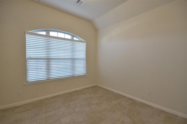 Building Photo - 3643 Cottage Pines Ln
