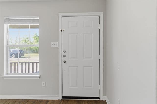 Building Photo - 1901 Wright St