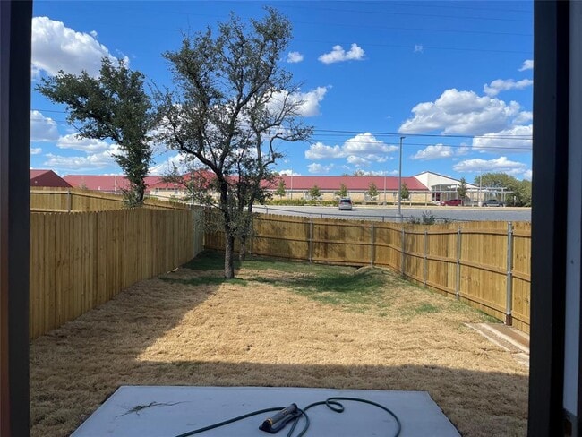 Building Photo - 207 Peruna Dr