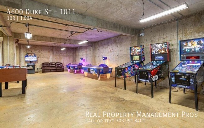 Building Photo - 4600 Duke St
