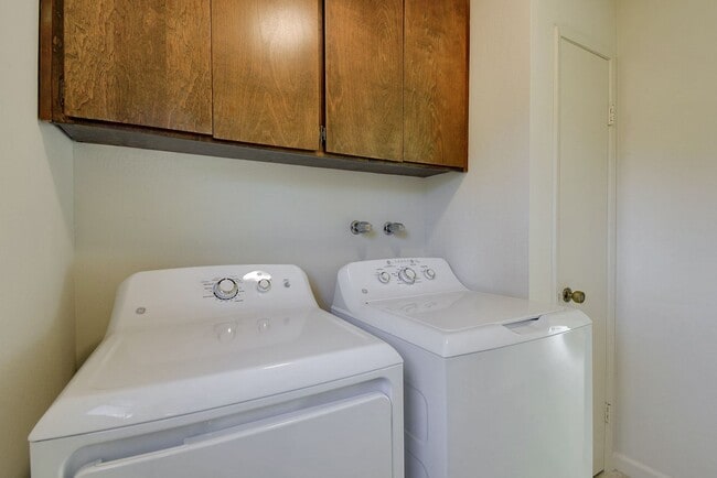 Building Photo - Single Family Home in the Heart of Santa Clara