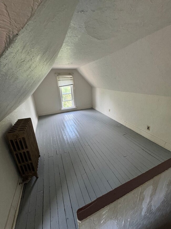 Building Photo - 1912 Johnson St