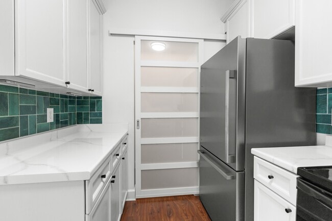 Building Photo - 8441 Callabee Way