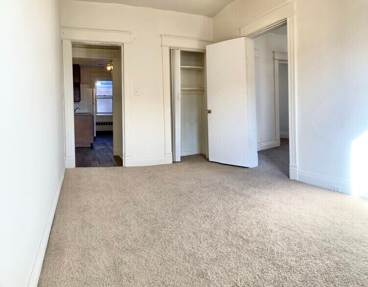 Building Photo - 5201 Hunter Ave