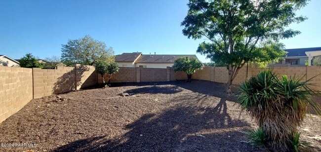 Building Photo - 5236 N Celestine Ct