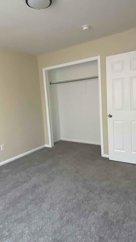 Building Photo - 930 W 133rd Cir