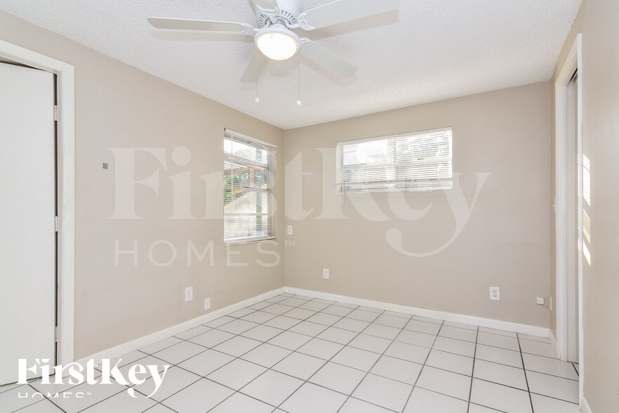 Building Photo - 6708 Timberlane W Dr