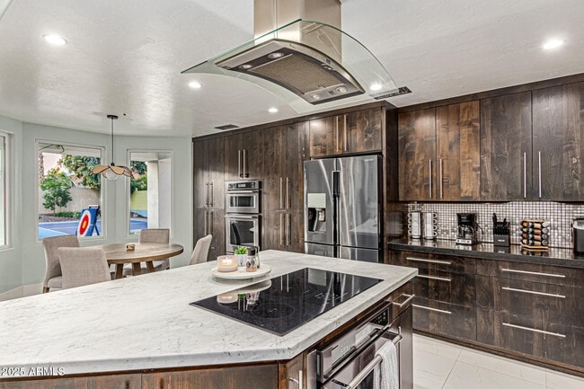 Building Photo - 12528 N 78th St