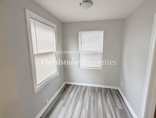 Building Photo - 2858 Olga Pl