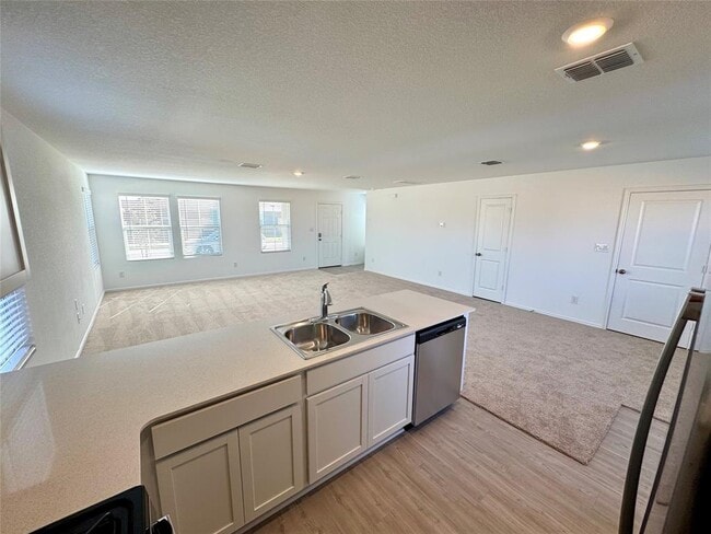 Building Photo - 110 Haw Br Vw