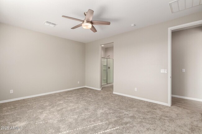 Building Photo - 1275 E Jahns Dr