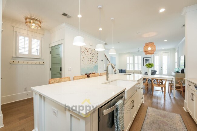Building Photo - 3/2.5 Fully Furnished Home in Sullivans Pointe Located in Mt. Pleasant!