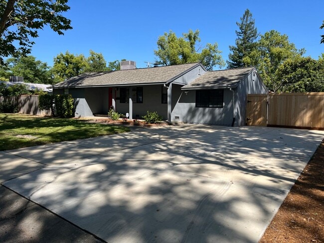Building Photo - Spacious 3 bed 1bath home available in Ard...