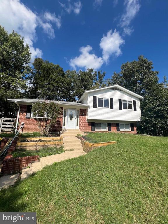 Building Photo - 9004 Brightlea Ct