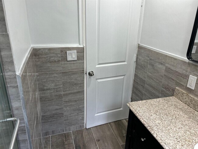 Building Photo - 261 NW 49th St