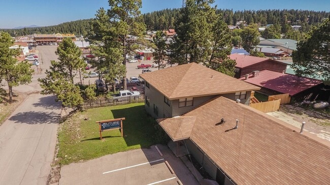 Building Photo - 62 Curlew Pl