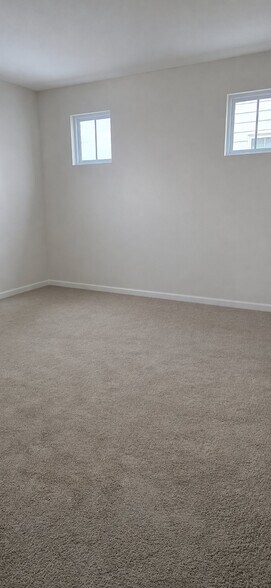 Building Photo - 121 Summer Tanager Dr