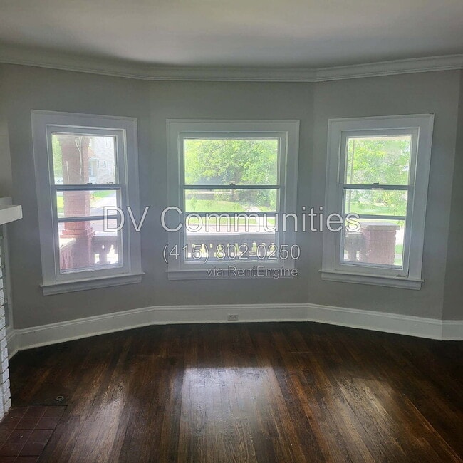 Building Photo - 1637 Eddington Rd