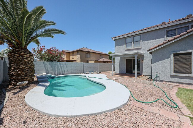 Building Photo - COMING SOON !! Amazing 5 bedrooms and bathrooms in one of the best school districts!