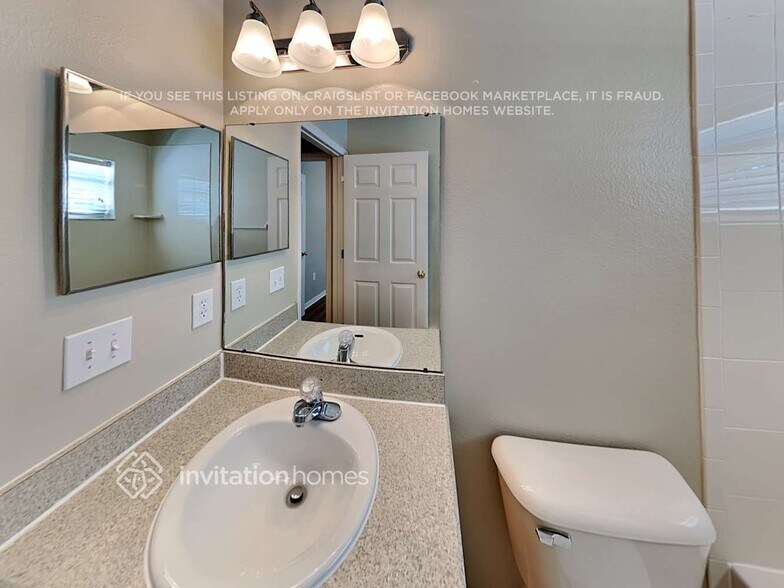 Building Photo - 5918 Montford Dr