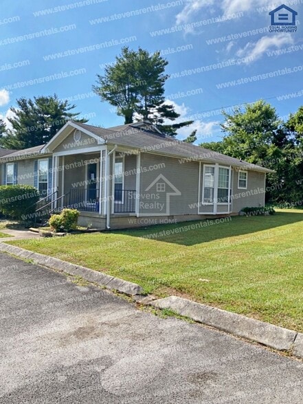 Building Photo - 445 Oriole Dr