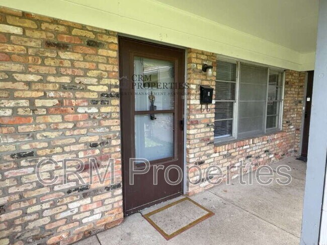 Building Photo - 6134 Hillside Ave