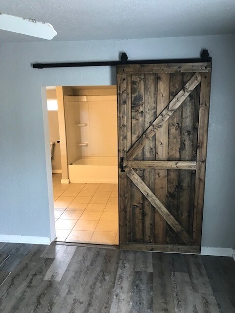 Building Photo - 46 Private Rd 51321