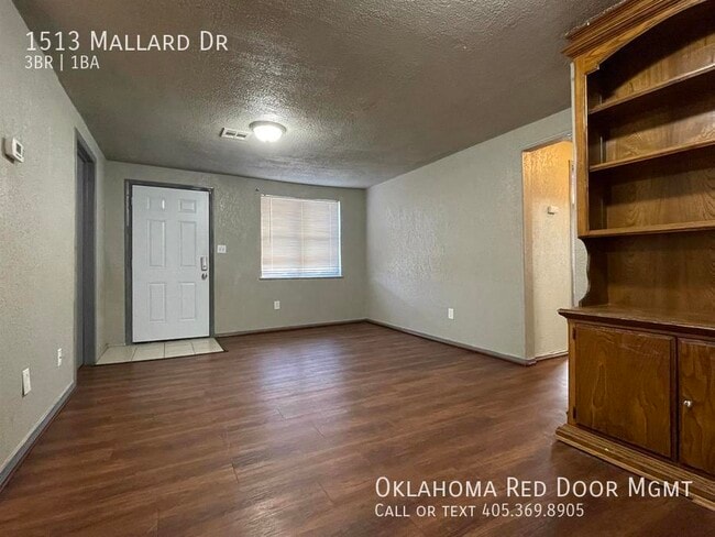 Building Photo - 1513 Mallard Dr