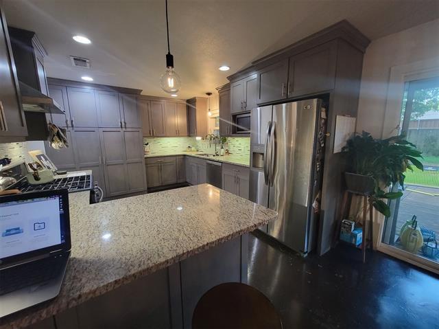 Building Photo - 8530 Capri Dr