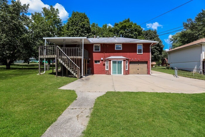 Building Photo - 1223 E 25th St S