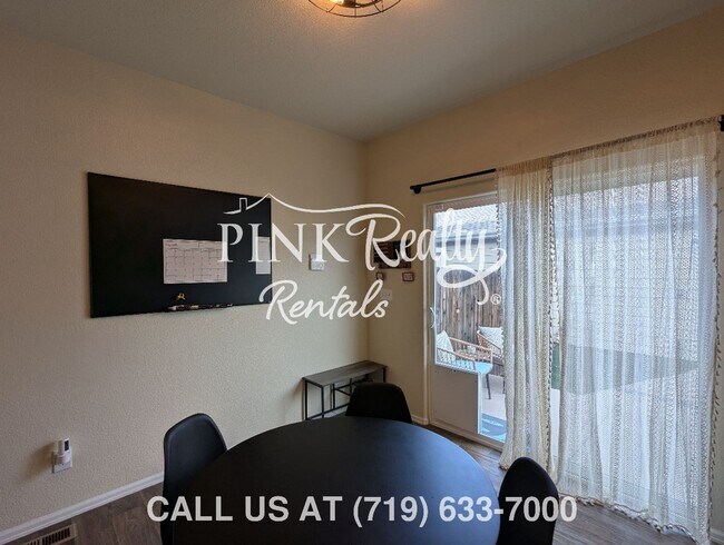 Building Photo - 10167 Roughshod Pt