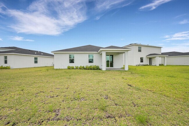 Building Photo - 3587 Angler Dr