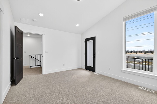 Building Photo - BRAND NEW TOWNHOME IN REXBURG WITH GARAGE