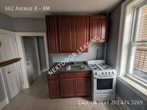 Building Photo - 662 Avenue A