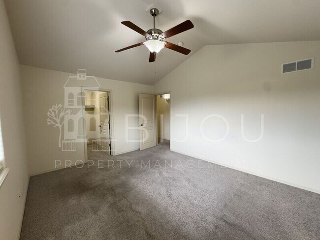 Building Photo - 1234 Chelsea Village Heights