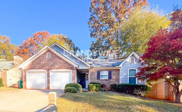 Primary Photo - 4400 Westchester Ct