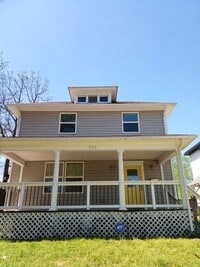 Building Photo - 526 N Sergeant Ave