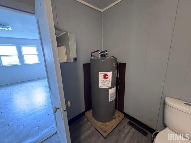 Building Photo - 625 E Beech St