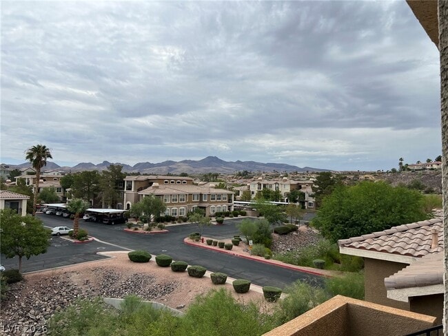 Building Photo - 2900 Sunridge Heights Pkwy