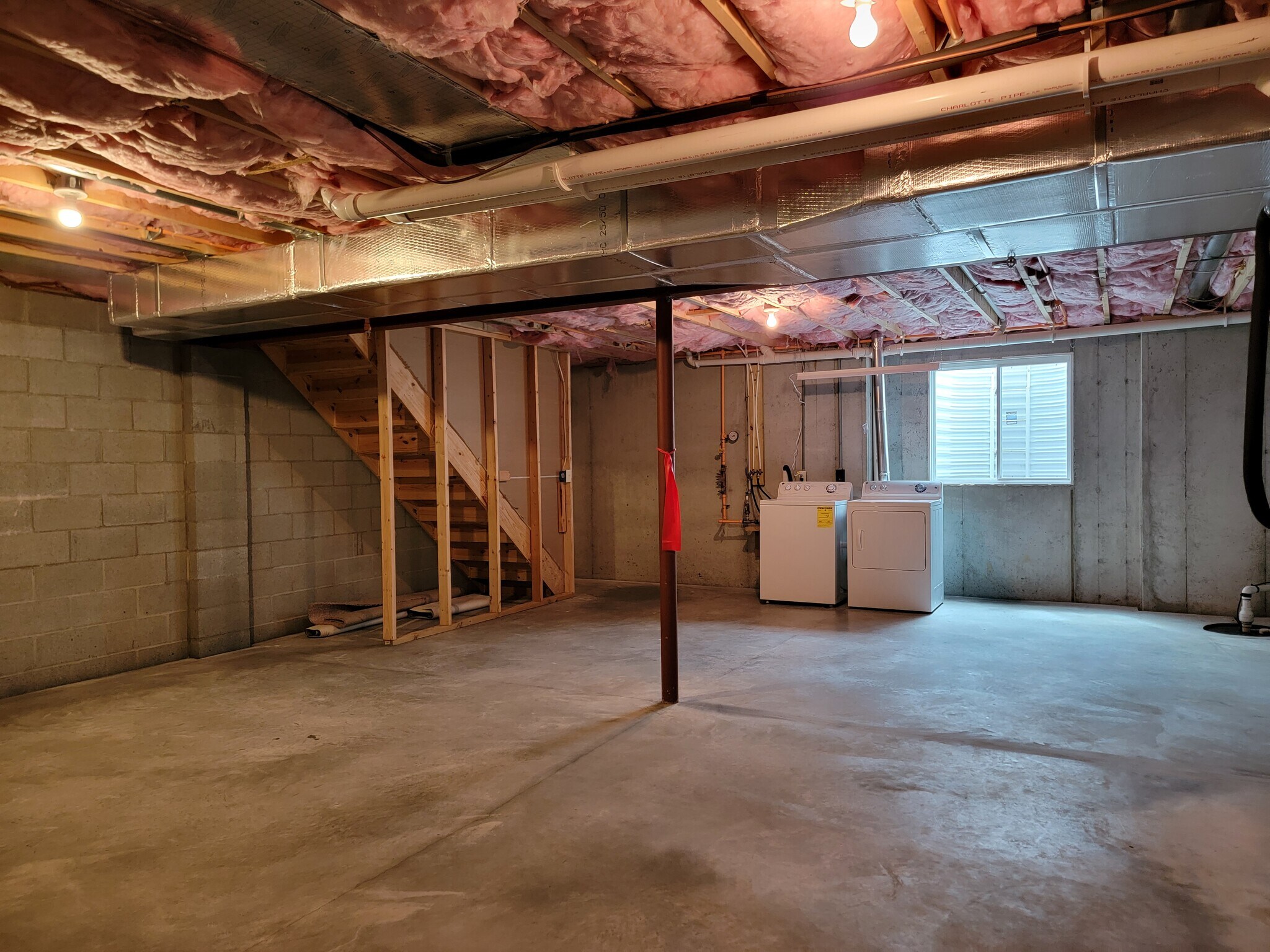 Building Photo - 227 Limestone Dr