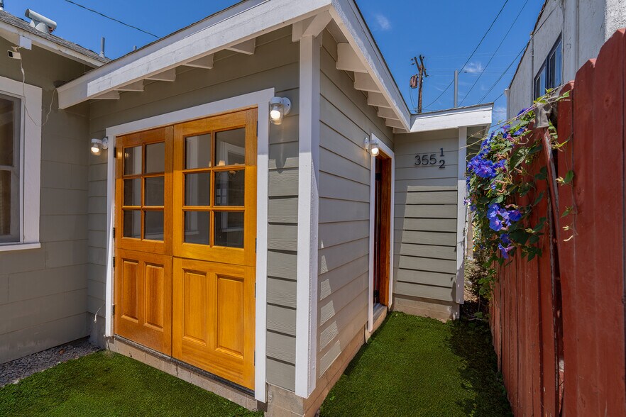 Building Photo - 355 N Colorado Pl