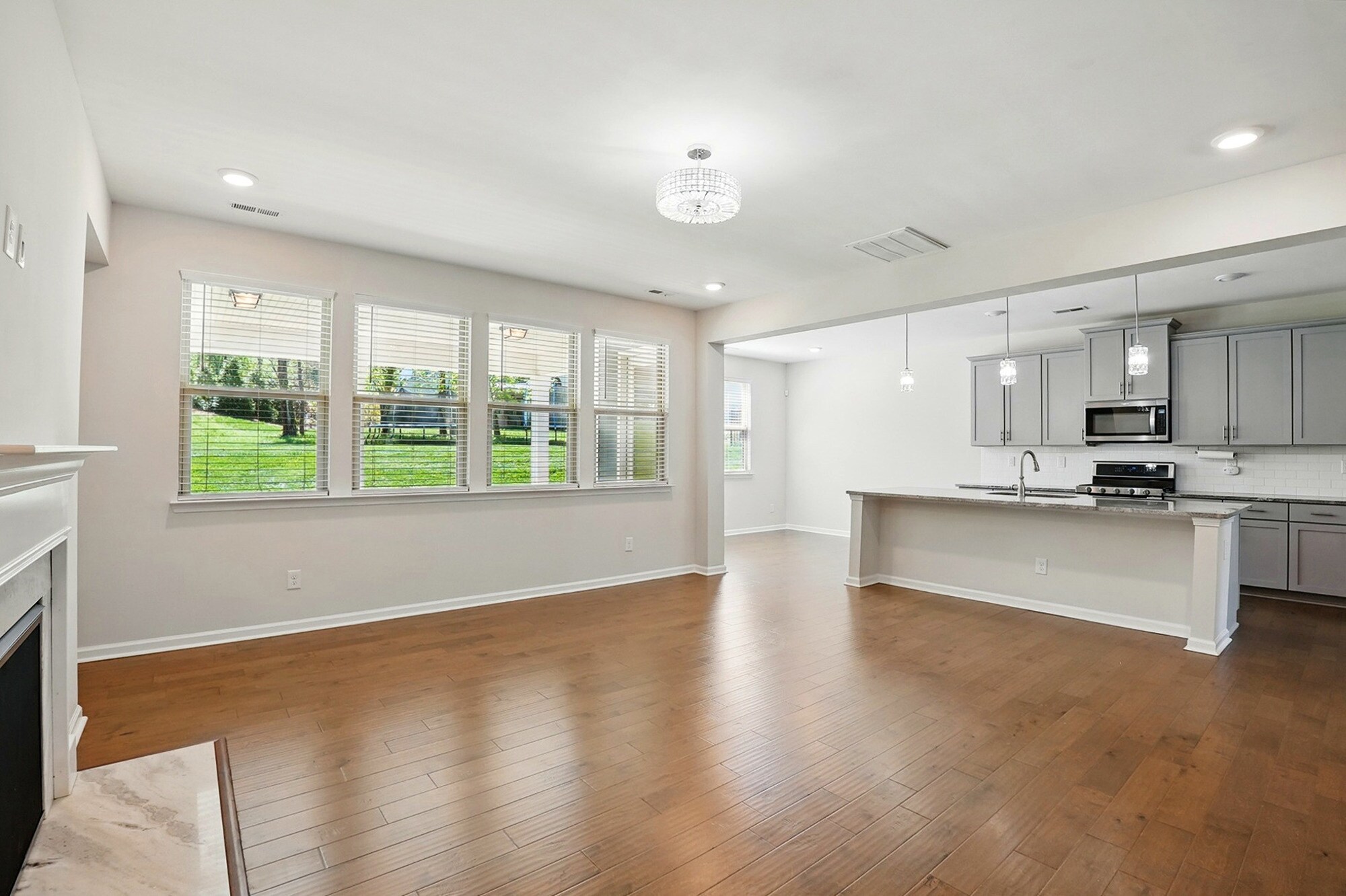 Building Photo - Room in House on Creek Bend Edge Ct