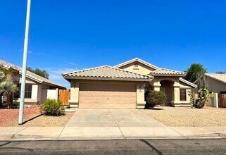 Building Photo - Coming Soon! Lovely 4-bedroom, 2-bathroom ...