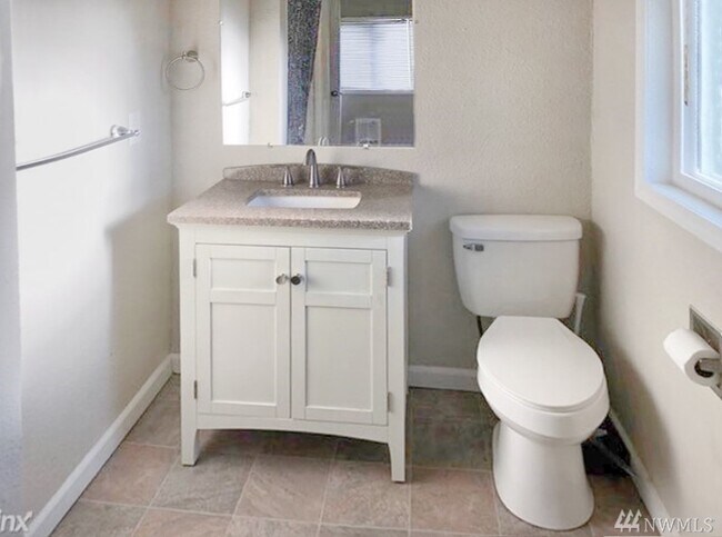 Building Photo - 8802 Forest Rd SW