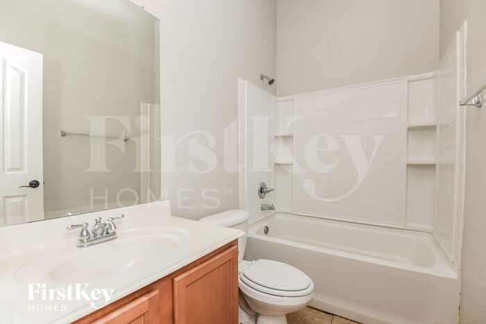 Building Photo - 709 Loftin St